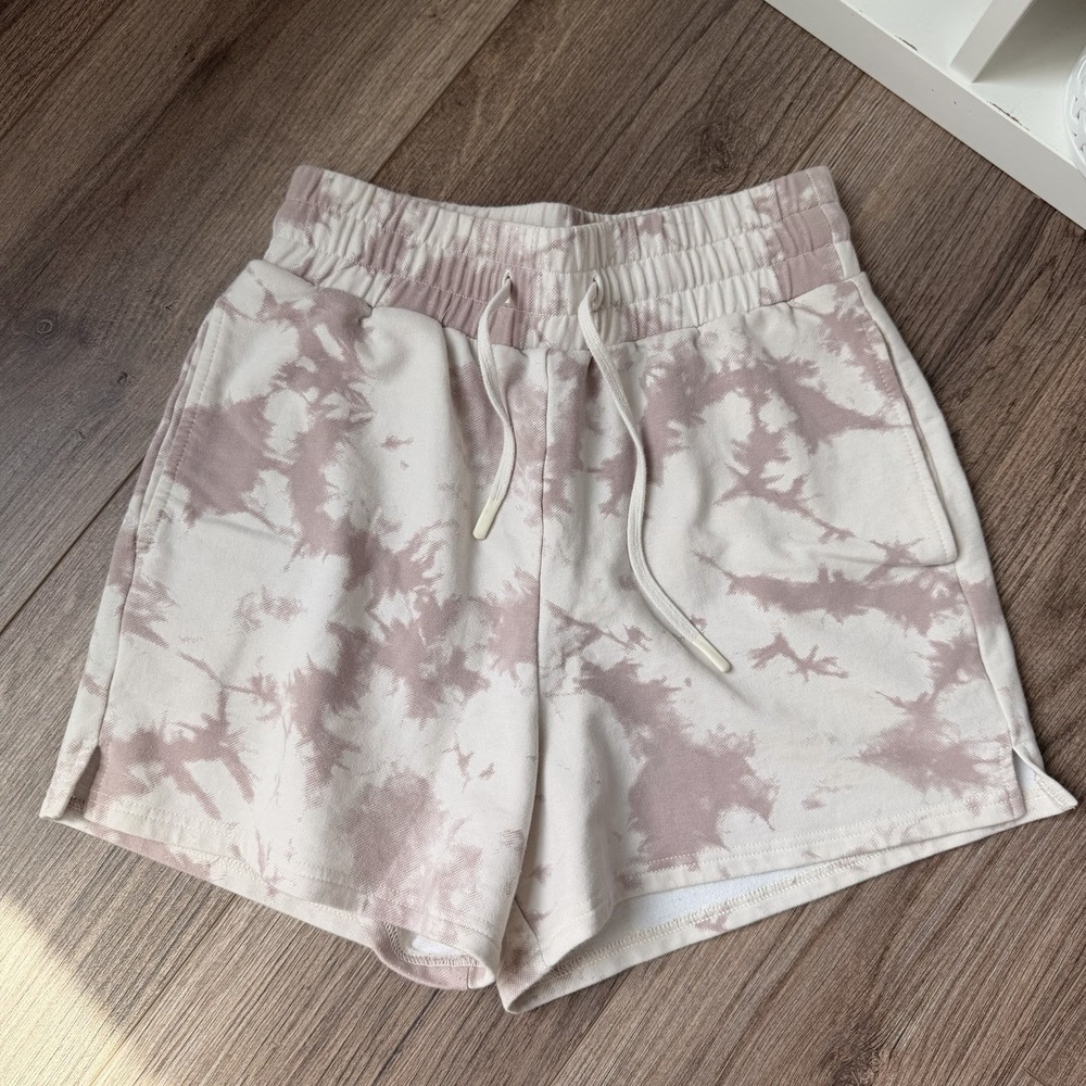 Varley Glade Shorts  Size XSmall Taupe Tie Dye Cotton Drawstring 2.75" Inseam